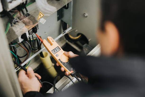 Best Local Electrician Companies  in Arkansas City, KS