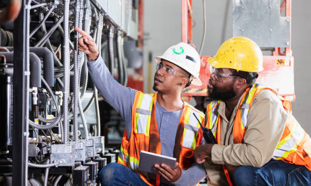 Best Circuit Breaker Repair  in Arkansas City, KS